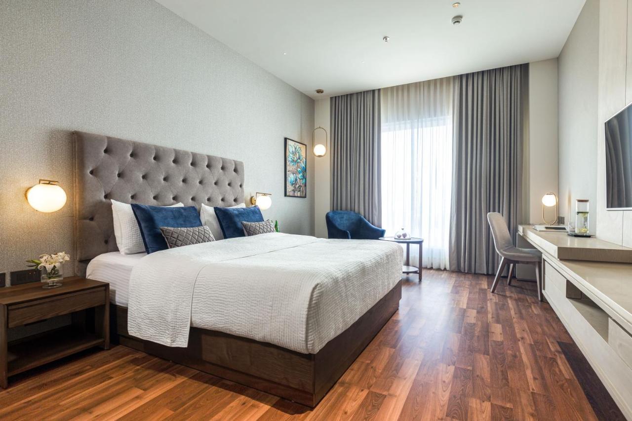 Hotel Wyndham Chandigarh Chandigarh