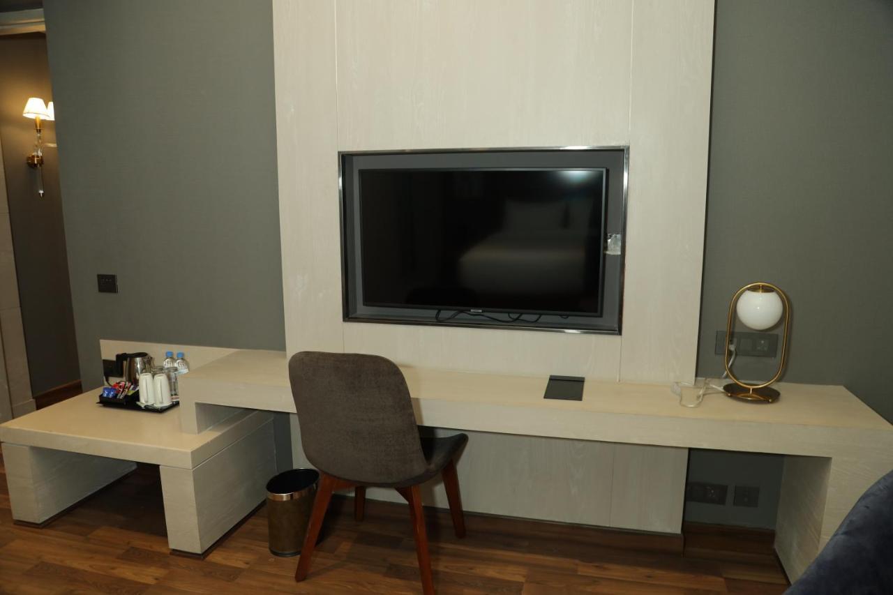 Hotel Wyndham Chandigarh Chandigarh