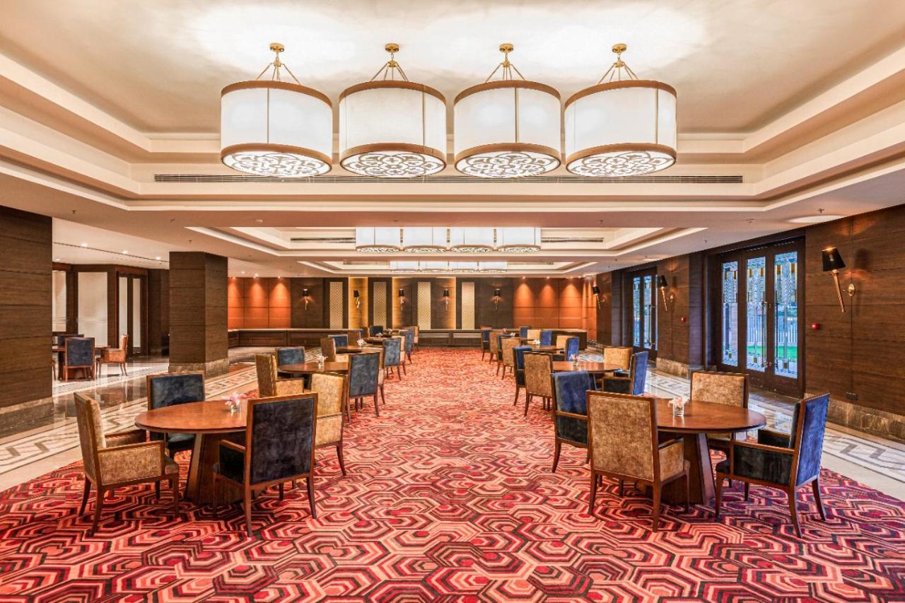 Wyndham Chandigarh Hotel 4*