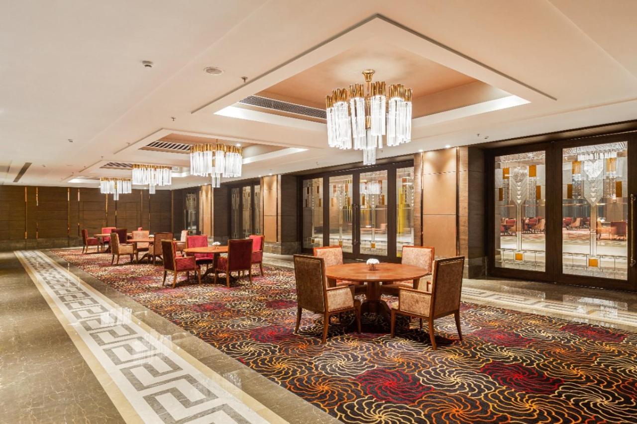 Hotel Wyndham Chandigarh Mohali